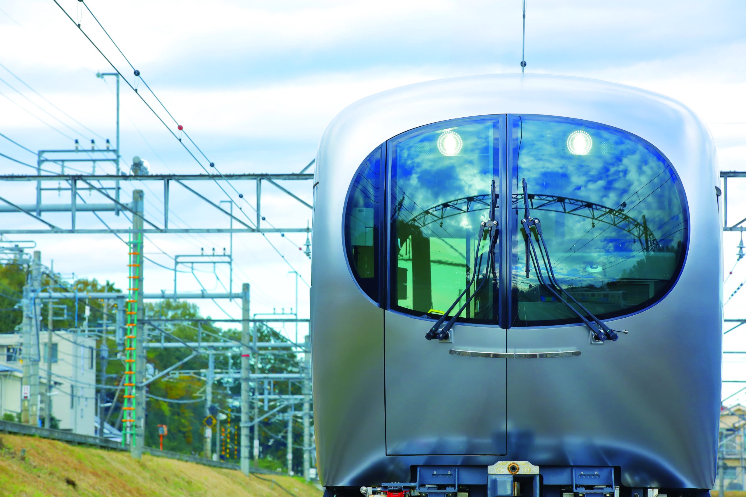 Laview: Saitama’s Futuristic Limited Express Train