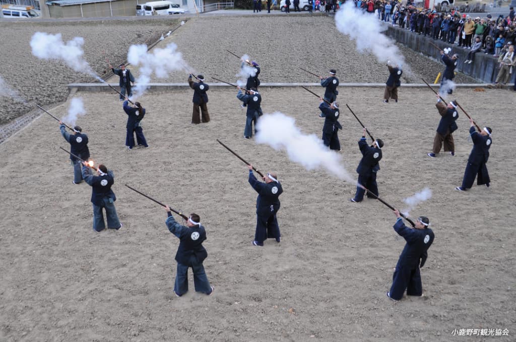 Iida Hachiman Shrine Teppo Festival